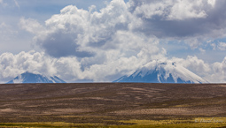 Parc National Lauca.    Parinacota et Pomerape