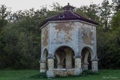 Queyssac  Pigeonnier