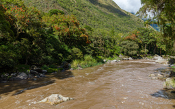 INKA TRAIL.    fleuve Urubamba