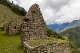 INKA TRAIL.    Wiñay Wayna