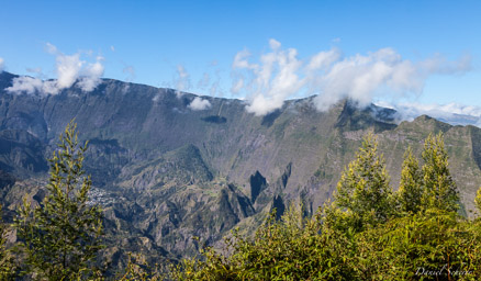 vue sur Cilaos   Les Makes