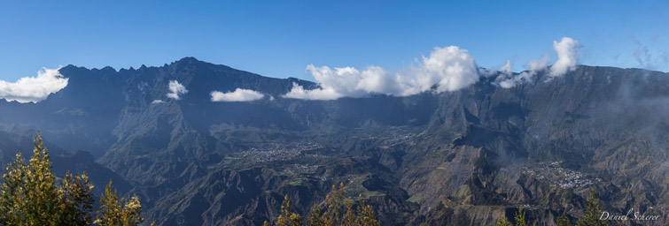    Cilaos (vue des Makes)